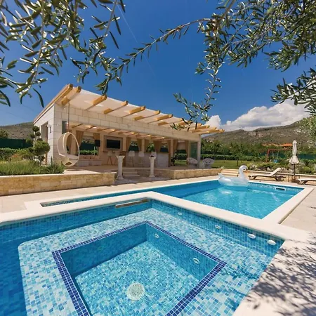 Holiday home Luxury Malo - *