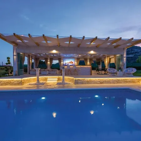 Luxury Malo - Ferienhaus Trogir