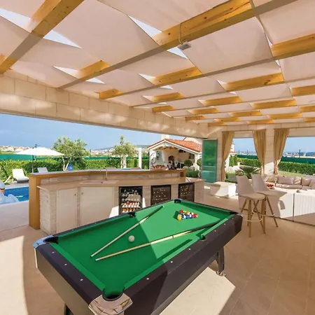 Luxury Malo - Holiday home Trogir