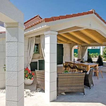 Ferienhaus Luxury Malo - Trogir