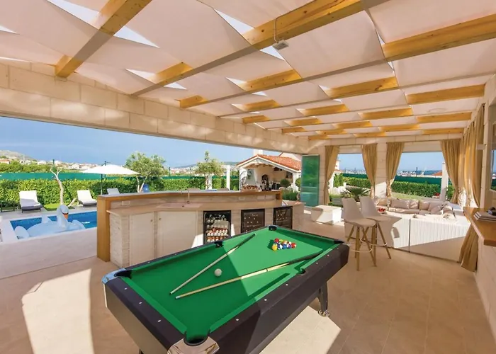 Luxury Malo - Ferienhaus Trogir