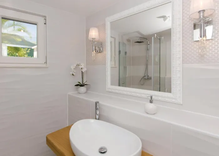 Ferienhaus Luxury Malo - *